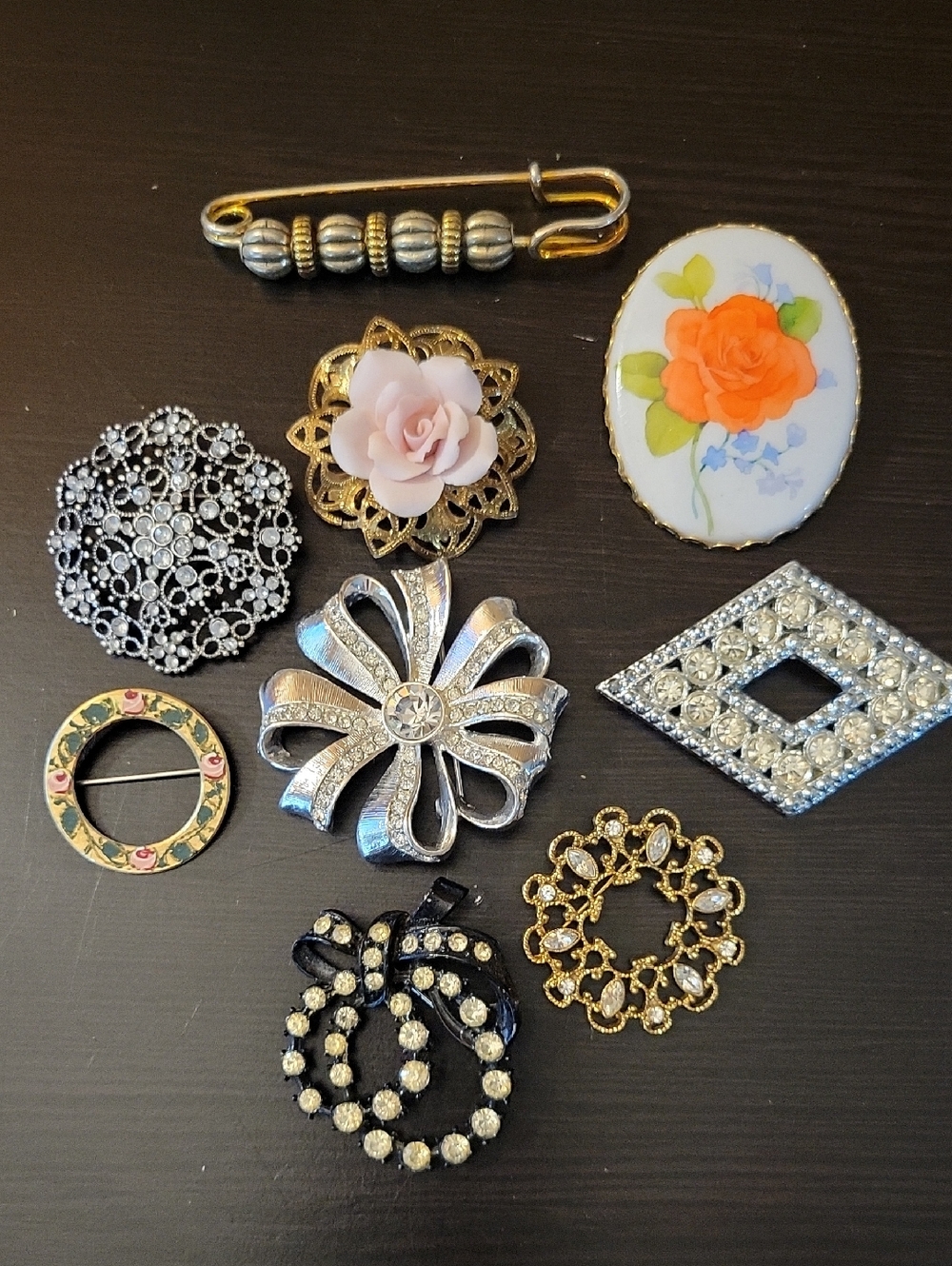 Vintage Pins Brooches